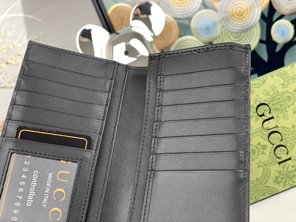 グッチ財布コピー角部分ディテール